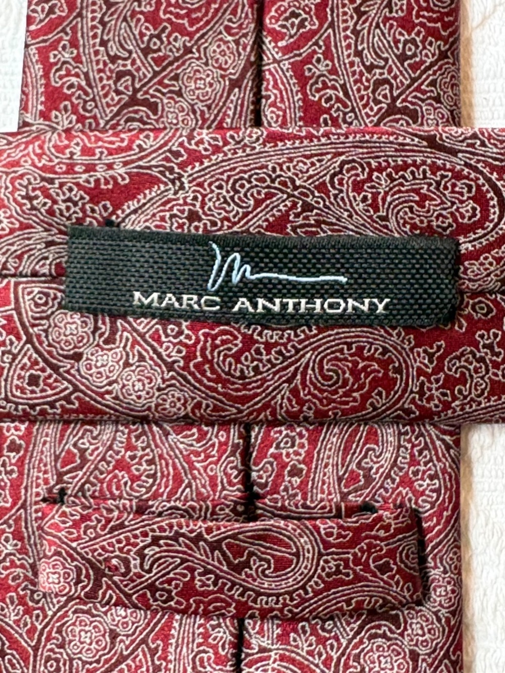 Marc Anthony Luxury Burgundy Paisley 100% Silk Men's Tie